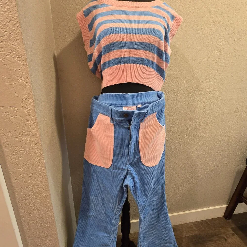 Hammies NWT Striped Sweatercrop top, matching Bell Bottoms and Ink Alloy Dangles - Picture 9 of 14